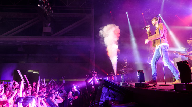 Cadena Dial "Lo Mejor de Aquí y de Allí"